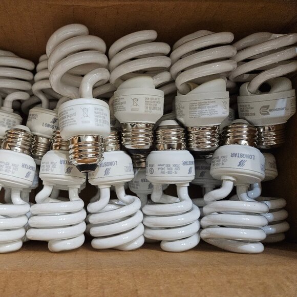 SET OF 4 ECOSMART 13 WATT 2700K & 900 LUMENS SPIRAL COMPACT FLUORESCENT LT BULBS - Picture 8 of 8